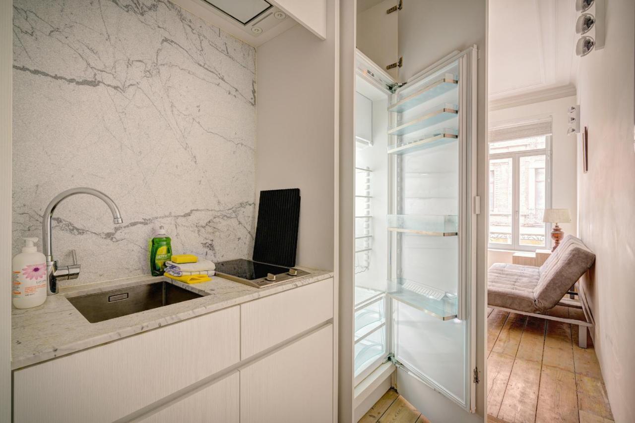 The Bright Stone Lodge. Heart Of Antwerpen